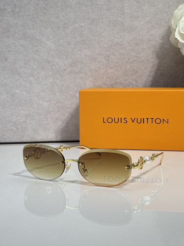 LV Sunglasses AAAA-7917