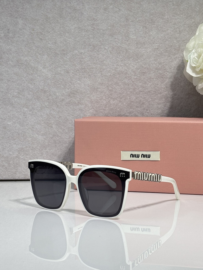 Miu Miu Sunglasses AAAA-3579