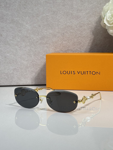 LV Sunglasses AAAA-7918