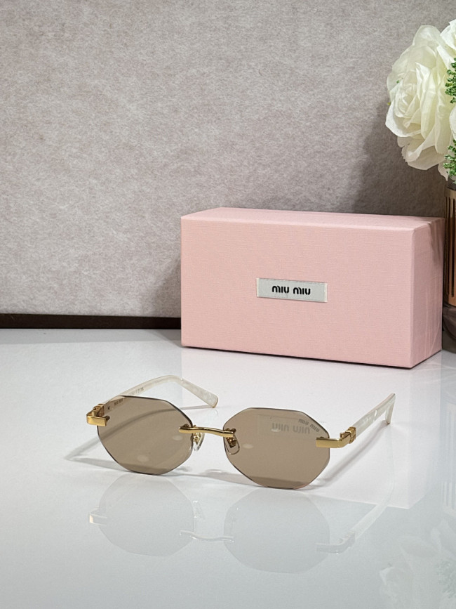 Miu Miu Sunglasses AAAA-3440