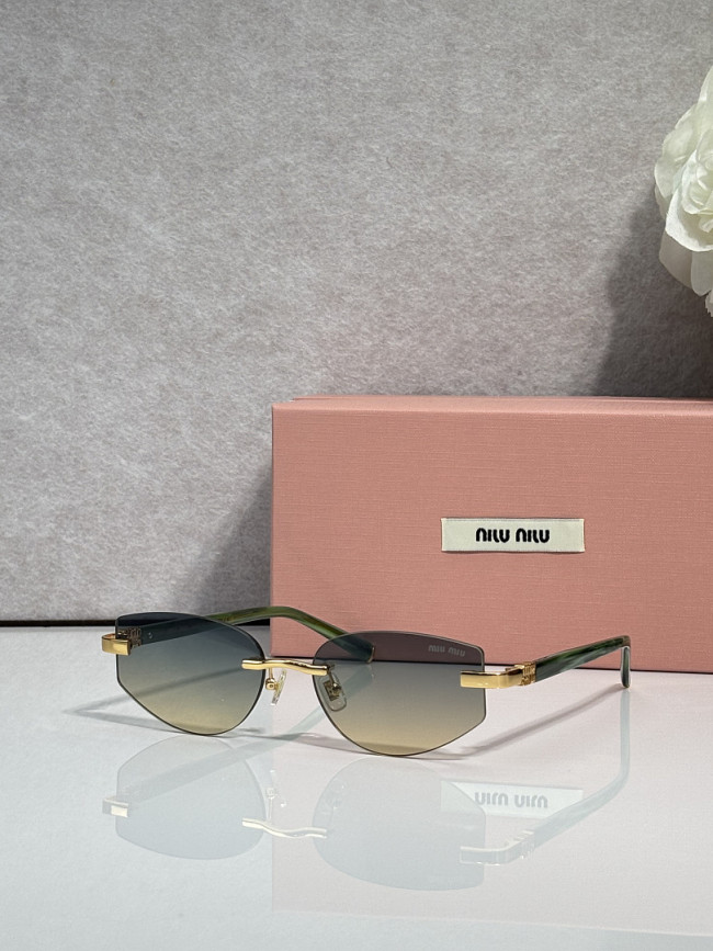 Miu Miu Sunglasses AAAA-3564