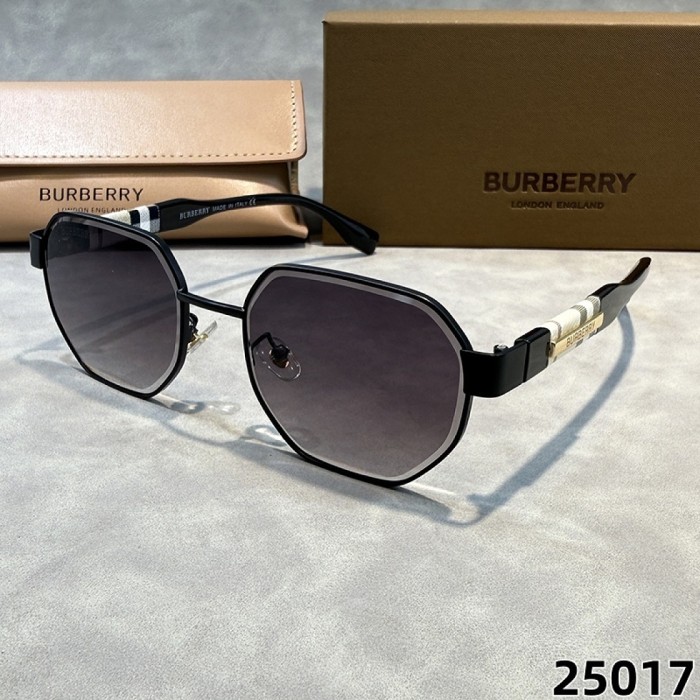Burberry Sunglasses AAA-490