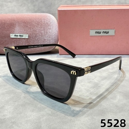 Miu Miu Sunglasses AAA-678