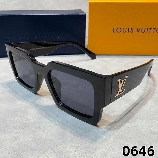 LV Sunglasses AAA-941