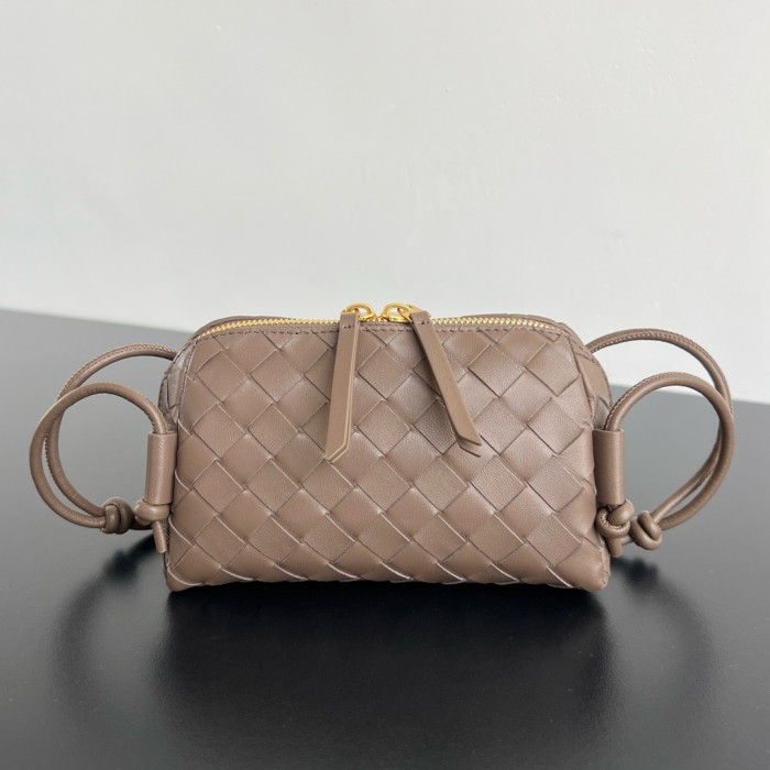 BV High End Quality Bags-011