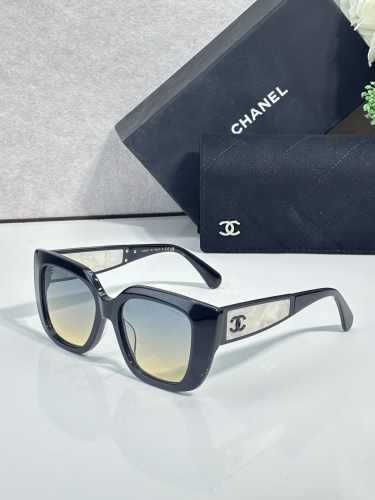 CHNL Sunglasses AAAA-8444