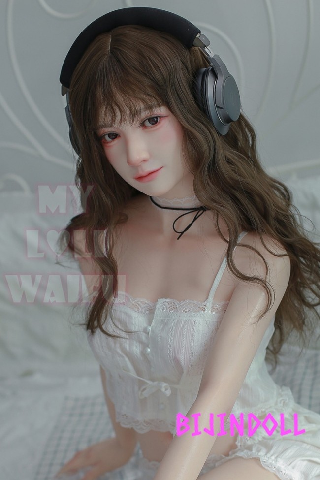 My Loli Waifu Runa (ルナ) #102B 150cm Bカップ フルシリコン製 レース 巻き髪 甘美 ダッチワイフ