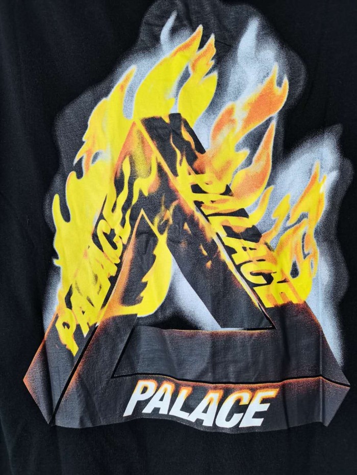 [Buy more Save more]PALACE 16SS TRI FIRE long sleeve tee black white