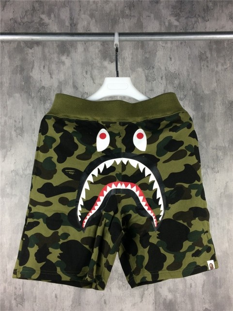 [Buy More Save More] [No.852] Shark Green Camo Shorts