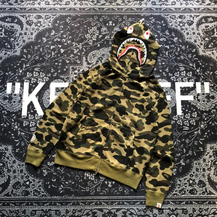 1:1 version Bape 1st camo shark zip up hoodie green