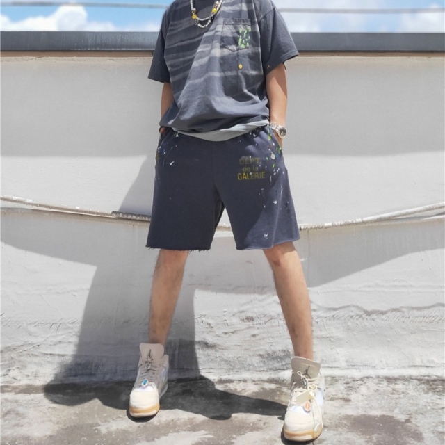 [buy more save more] hand drawn shorts 3 colors