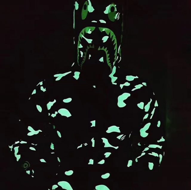 [buy more save more]1:1 bape glow in dark camo shark black & white