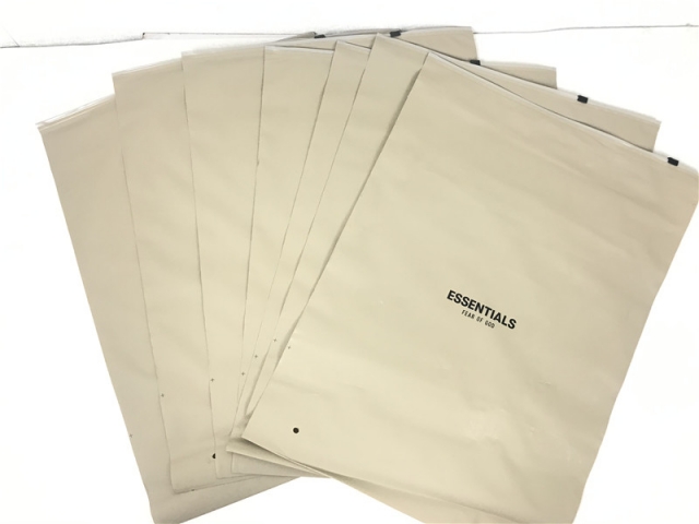 [buy more save more] 1:1 quality version fear of god fog essentials crewneck 6 colors (with 2021 new plastic bag)
