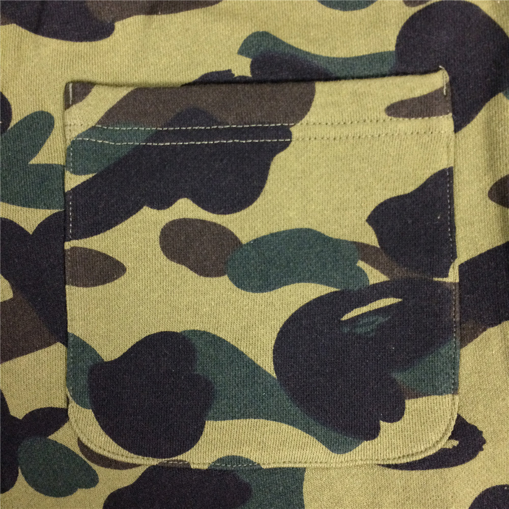 [buy more save more] [no.852] shark green camo shorts