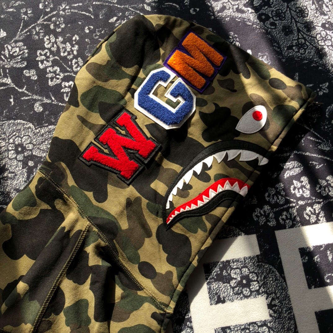 1:1 version bape 1st camo shark zip up hoodie green