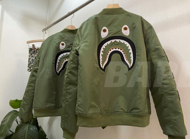 [buy more save more]bape shark camo green jacket 2 colors