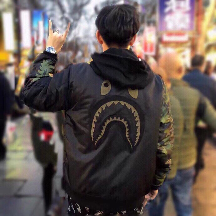 [buy more save more]bape shark camo green jacket 2 colors