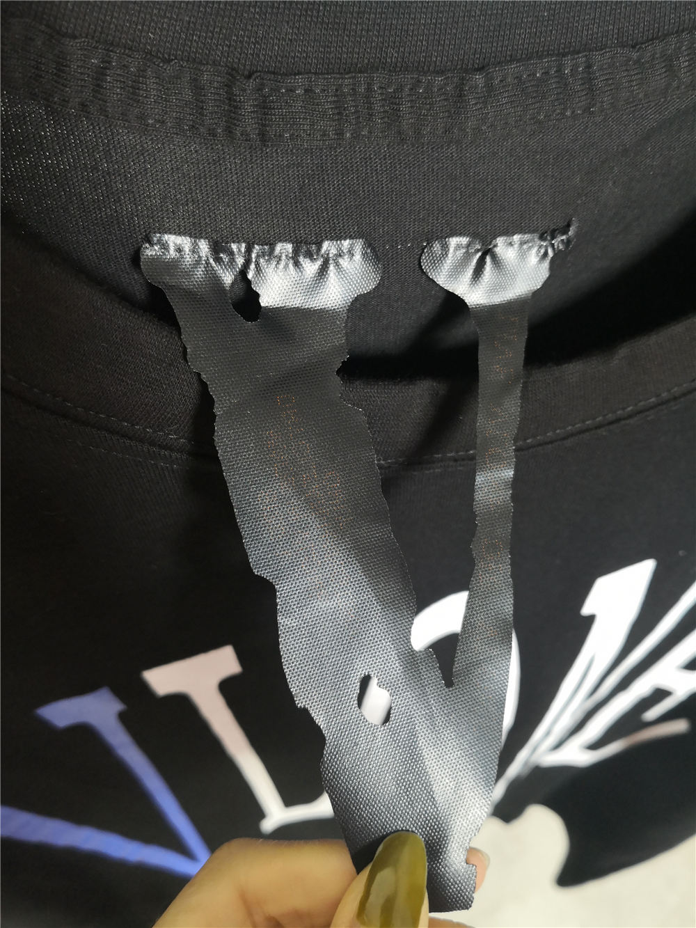[buy more save more] 1:1 version vlone big logo tee 4 colors