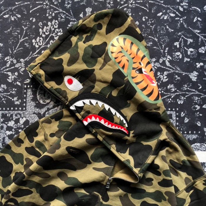 1:1 version Bape 1st camo shark zip up hoodie green
