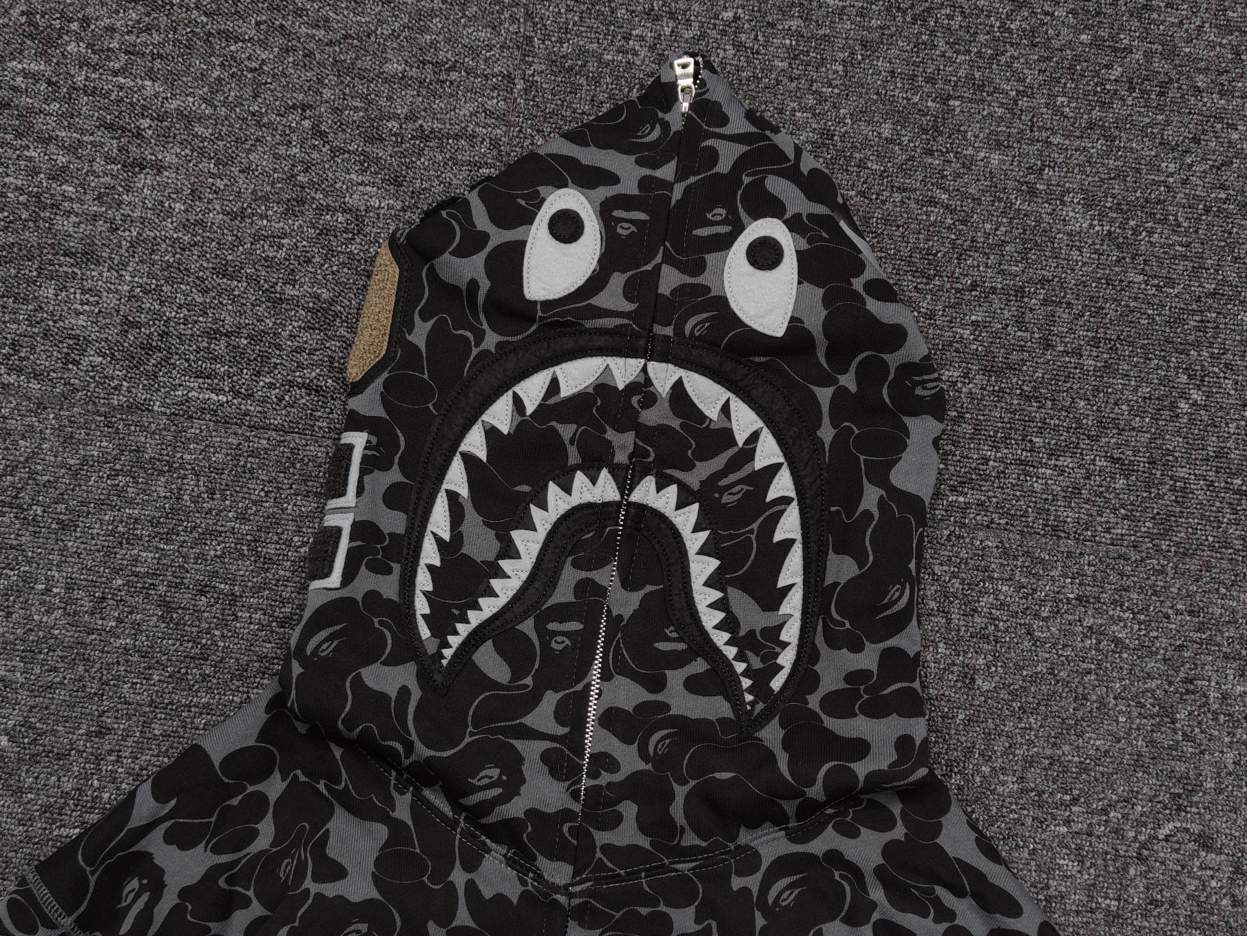 [buy more save more]1:1 quality bape dsm camo shark full zip-up black hoodie