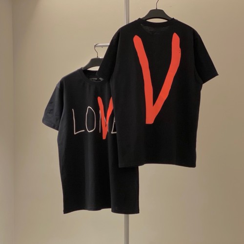 1:1quality version Valentine's Day V logo short sleeves-情人节V logo短袖