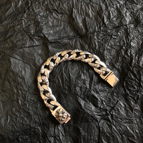 [Special offer items] Cross logo cuban link bracelet-