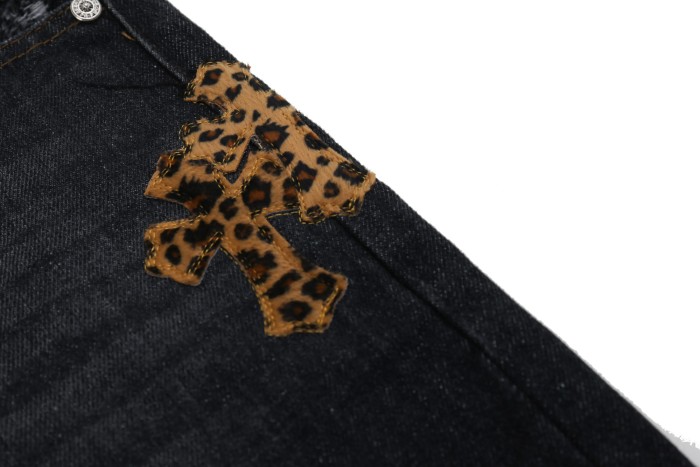 [Buy more Save more]leopard logo jeans