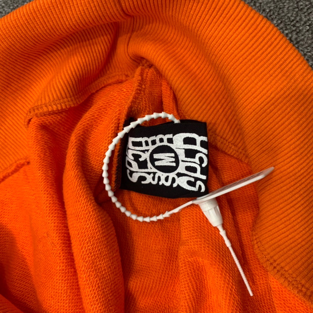 young thug sp5der-orange hoodie with white letters