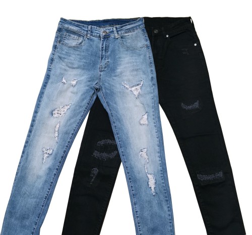 Destroy the style basics of slim jeans