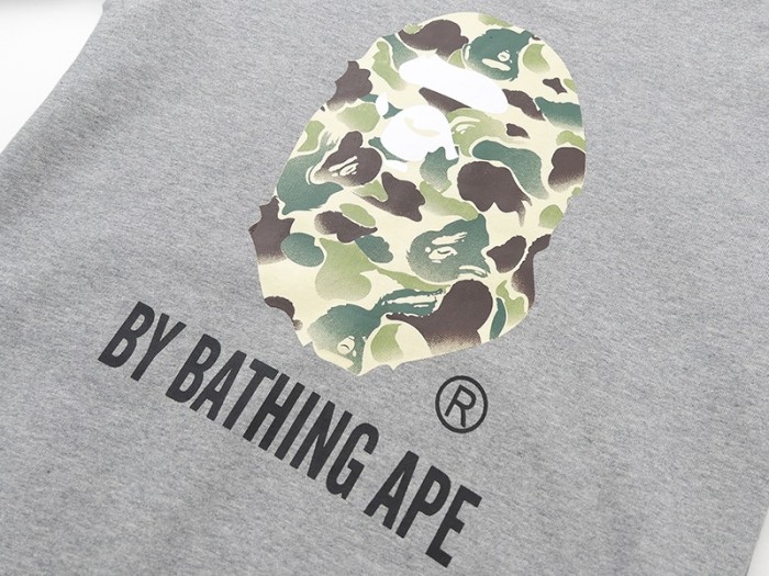Ink style camouflage ape head print round neck pullover black & grey