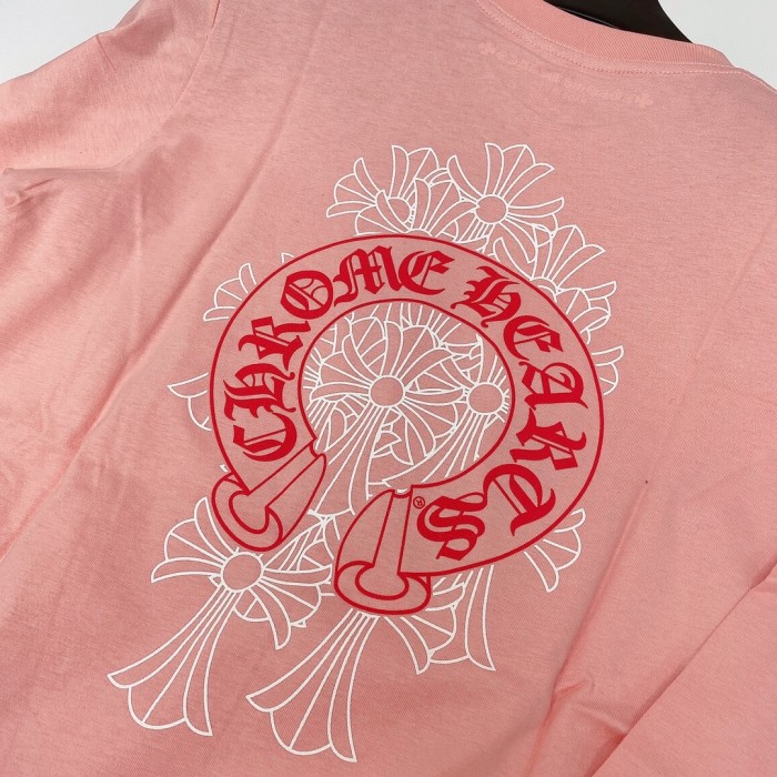 1:1 quality version Red lettering Horseshoe Cross Long Sleeve T-shirt Pink