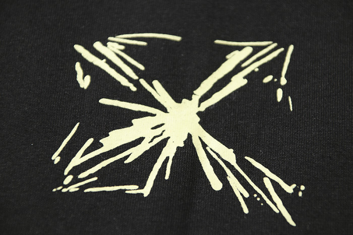 Chest logo arrow back ink splash short-sleeved T-shirt