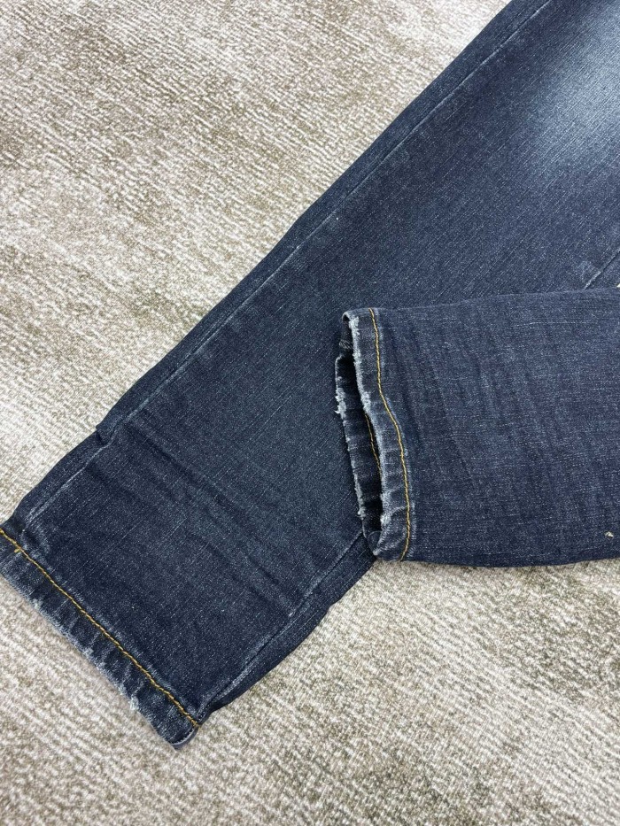 1:1 quality version Basic dark blue worn-out jeans