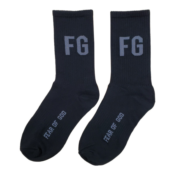 [buy more save more] Street anti-odor high elasticity sports socks multiple colors