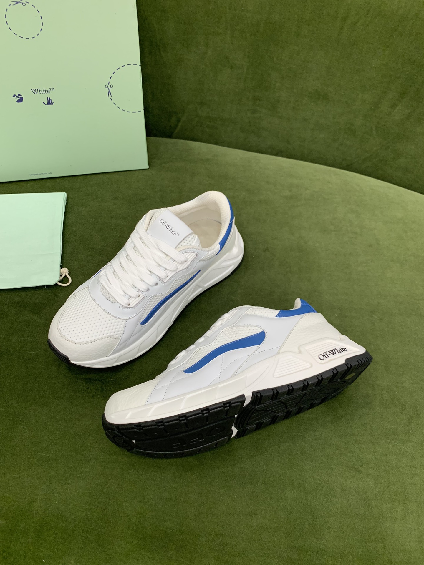 [buy more save more]1:1 quality version latest mesh thick sole sneakers