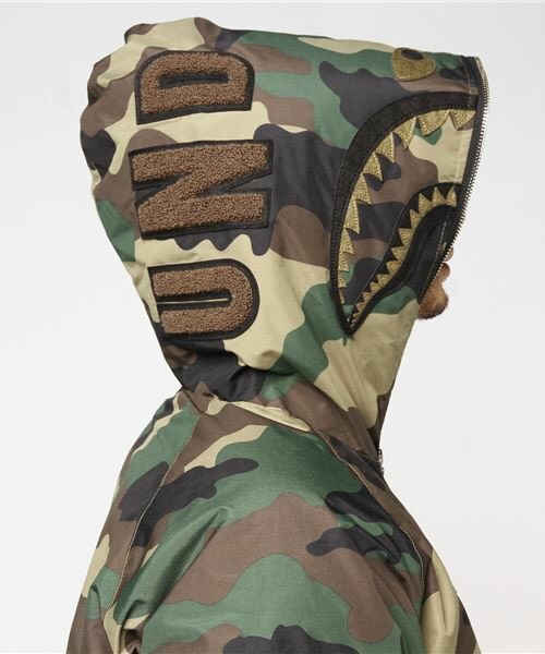 Co-branded camouflage cotton jacket