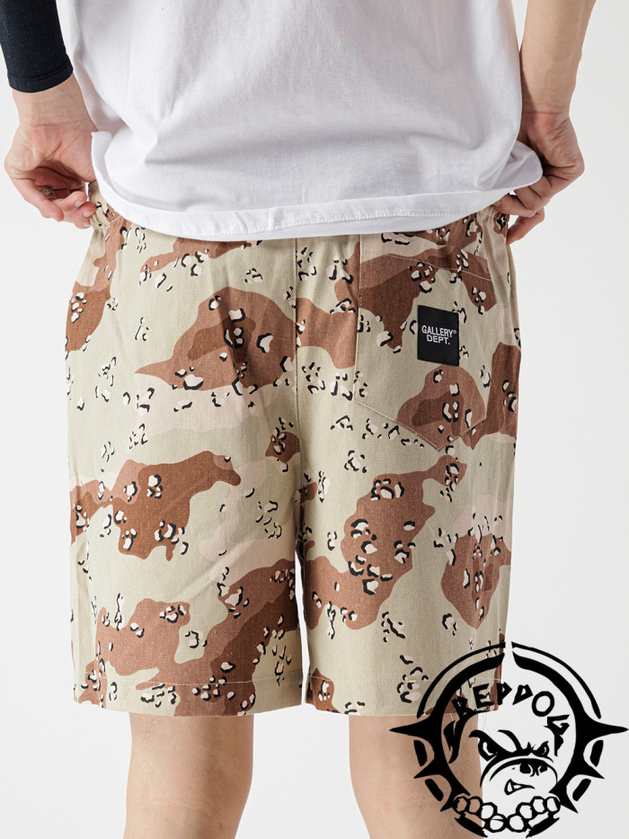 Water drop camouflage print shorts