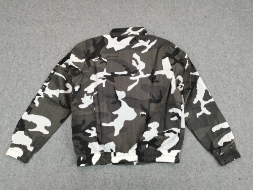 [buy more save more]camouflage jacket