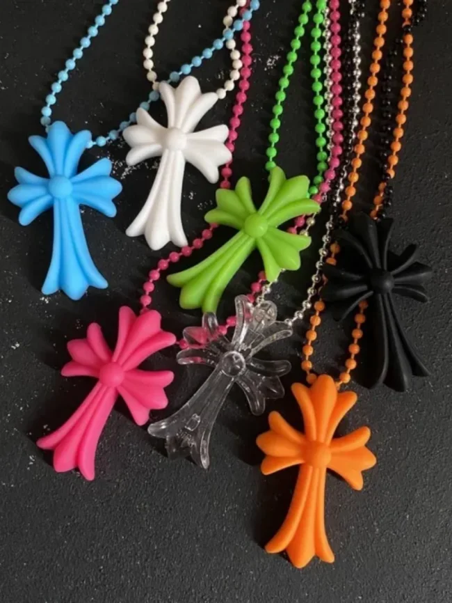 [buy more save more]Cross PVC necklace