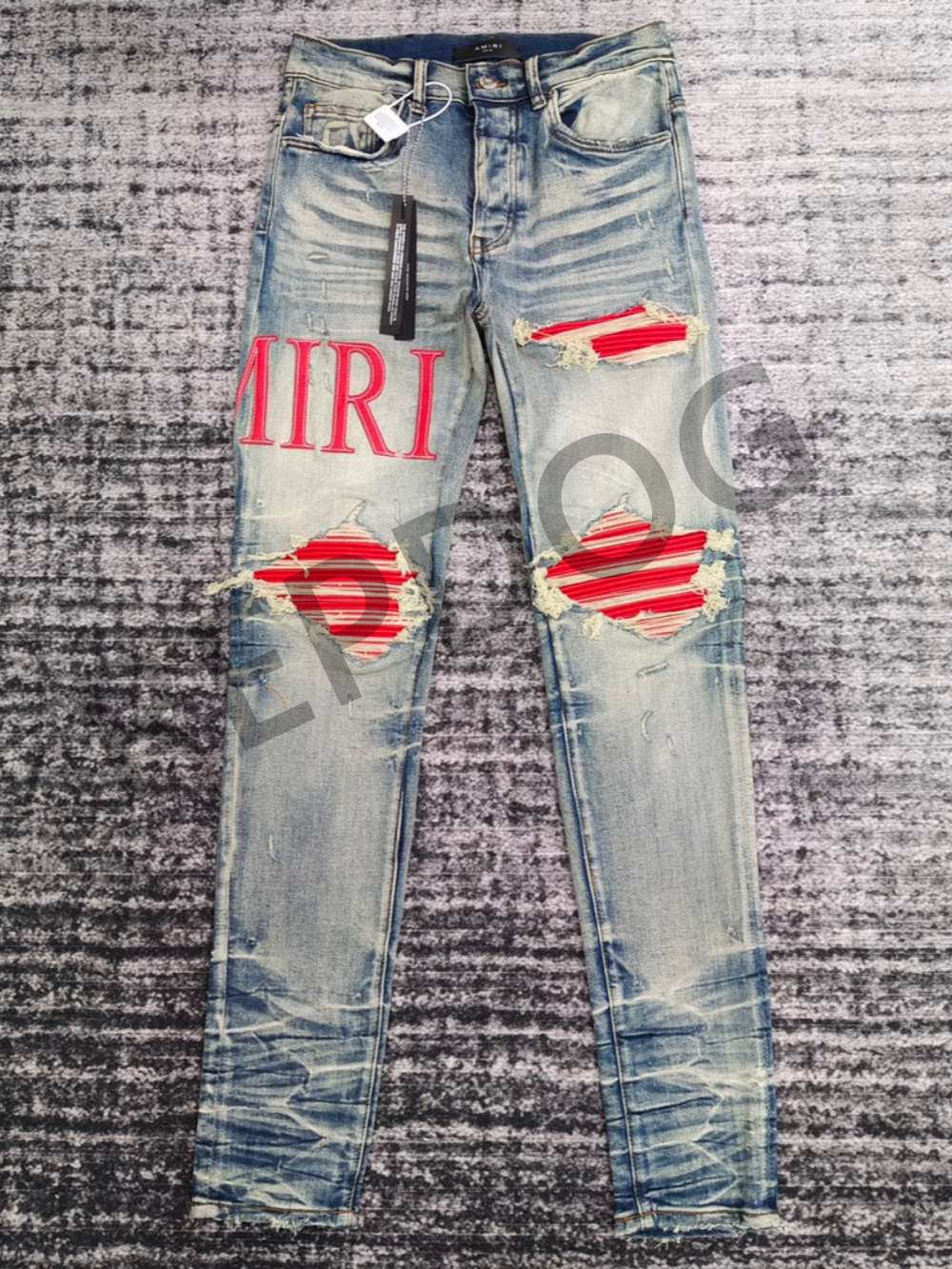 1:1 quality version red letter patch jeans