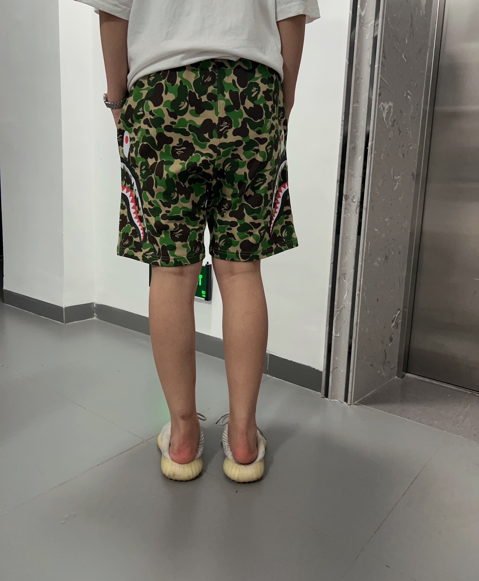 1:1 quality version camouflage side shark shorts