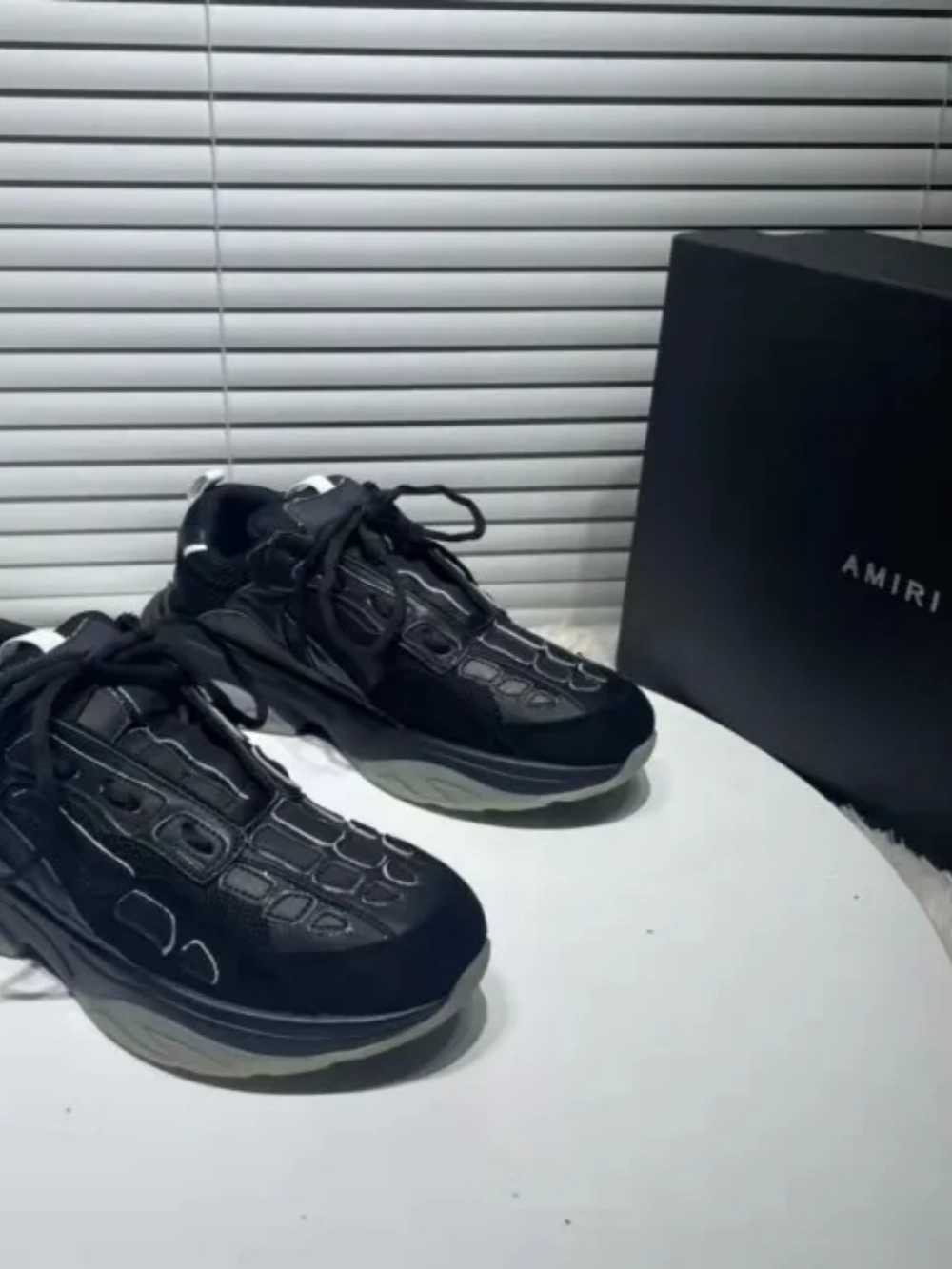 [buy more save more] full color graphic shoes