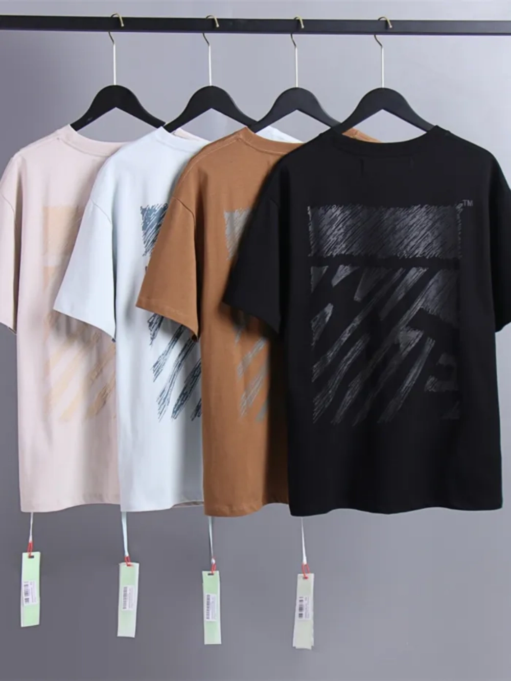 [buy more save more] sketch diagonal line letter print tee 6 colors