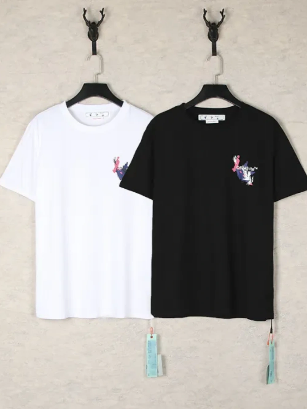 [buy more save more] hand-painted oil painting watercolor graffiti arrow print tee