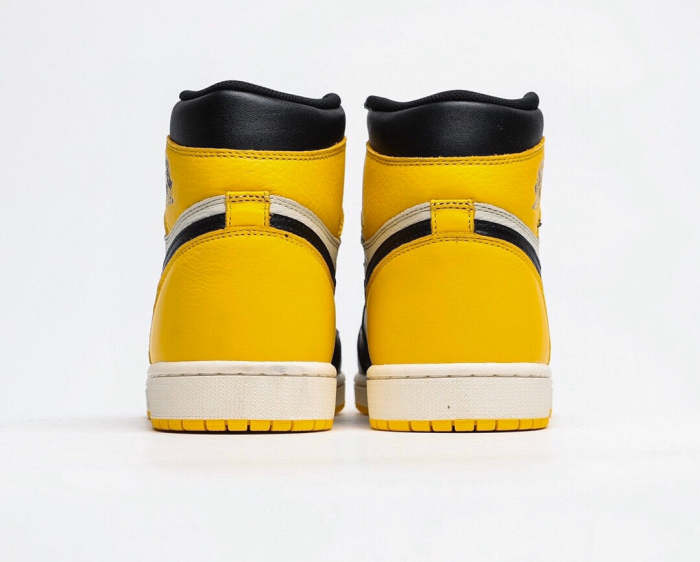 Air Jordan 1 Retro High OG Yellow Toe Black/yellow/white AR1020-700
