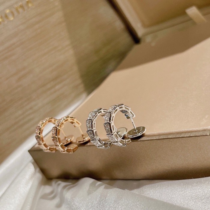 Designer Serpenti snake series full of diamonds snake earrings