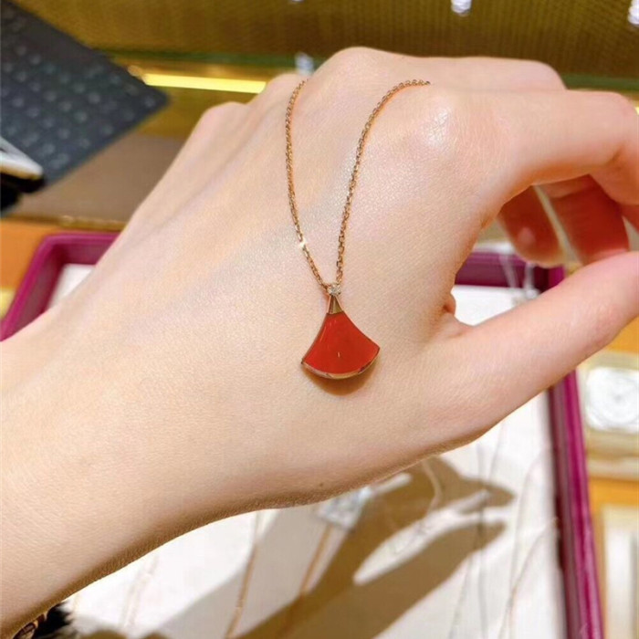 Luxury designer Necklace Classic Fashion jewelry for women Choker elegance Fan-shaped jewelry necklaces pendant High-end gift box