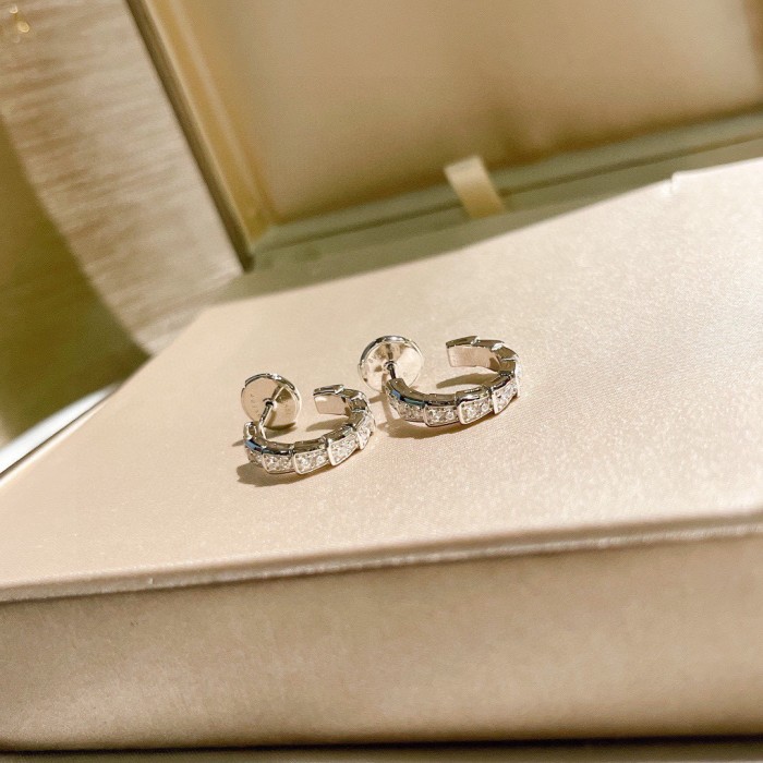 Designer Serpenti snake series full of diamonds snake earrings