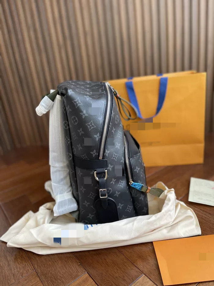 Designer Black flower badge tag men's backpack backpack