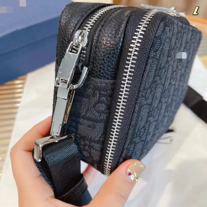 Designer new camera bag Saddle's new handbag